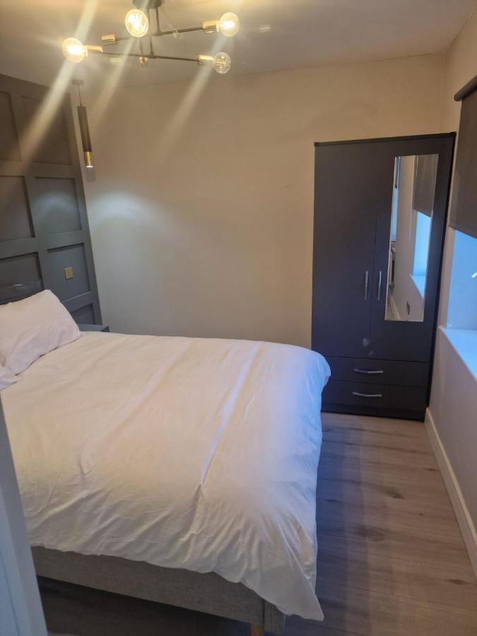 Collier'S Wood En-Suite Apartments London Eksteriør bilde